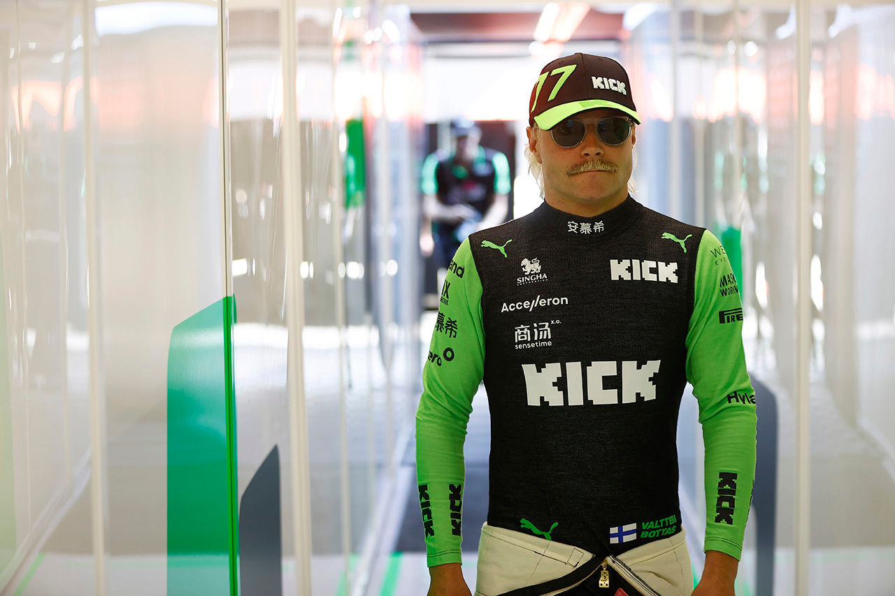 Valtteri Bottas, KICK Sauber F1 Team, in the garage ; 2024 Belgian Grand Prix, Formula One World Championship