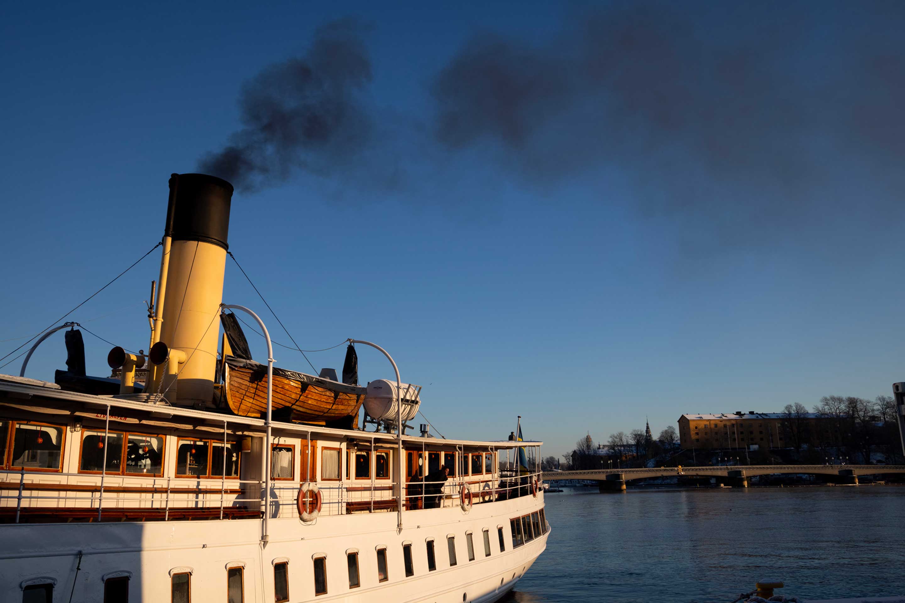 emissions from ship