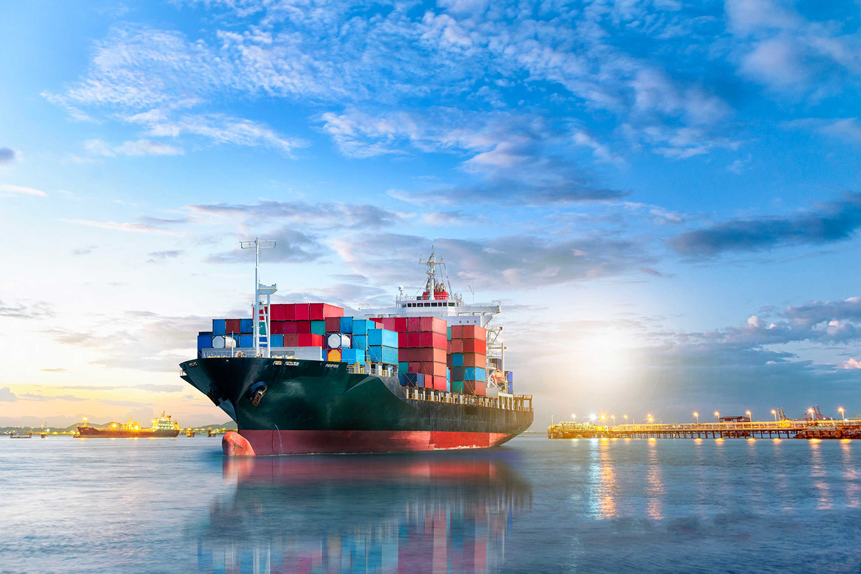 A photo of a container ship that could run on alternative fuels