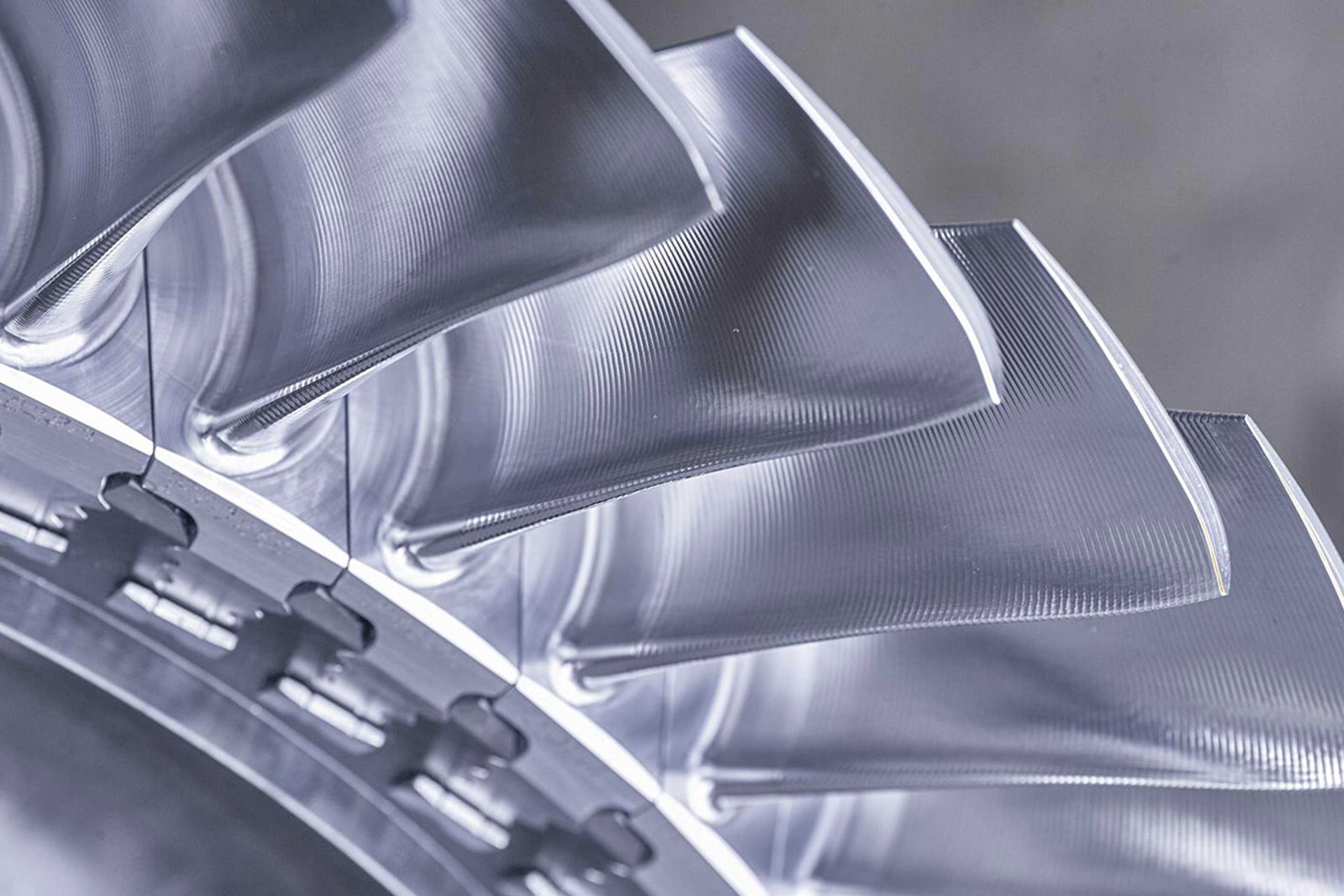 A175-L turbocharger turbine blades, for editorial with Accelleron's Christoph Rofka
