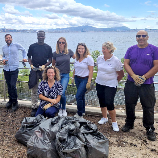 Accelleron France joined a Marseille beach clean-up