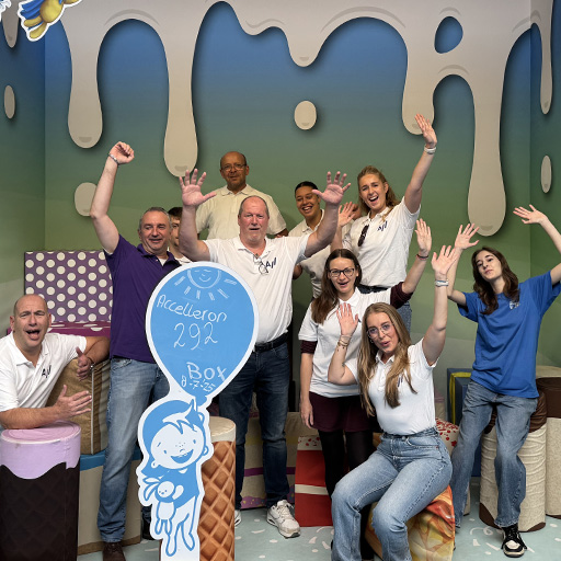 Our team volunteered at Van Nellefabriek in Rotterdam to support Stichting Jarige Job