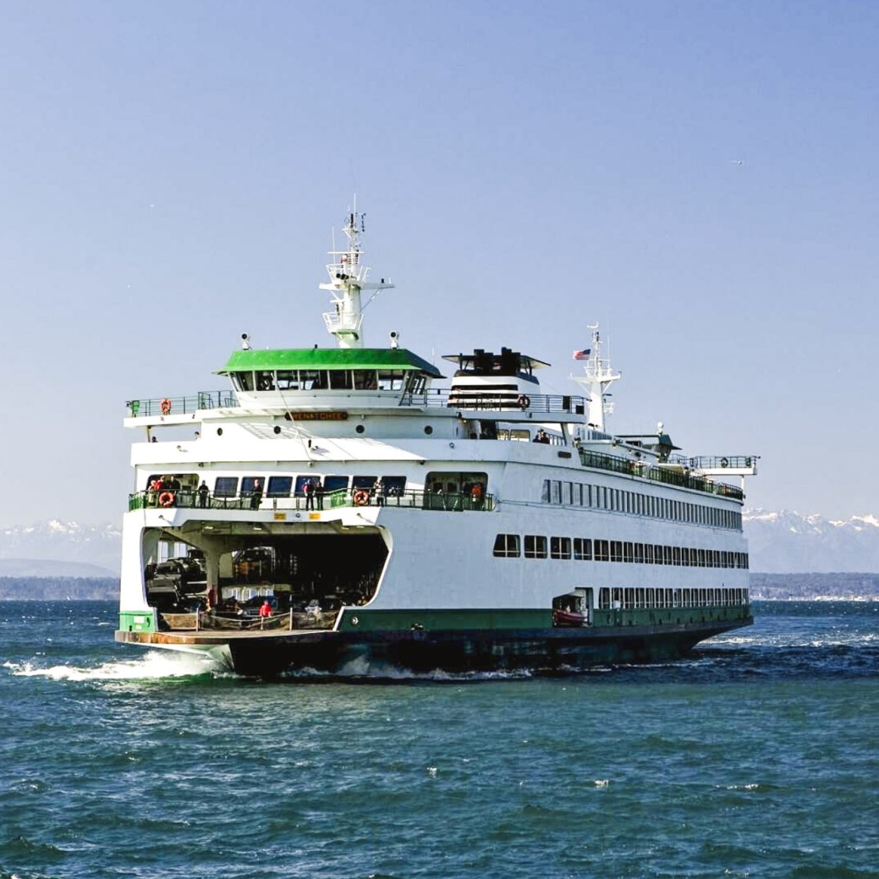 Crusie ships and ferries
