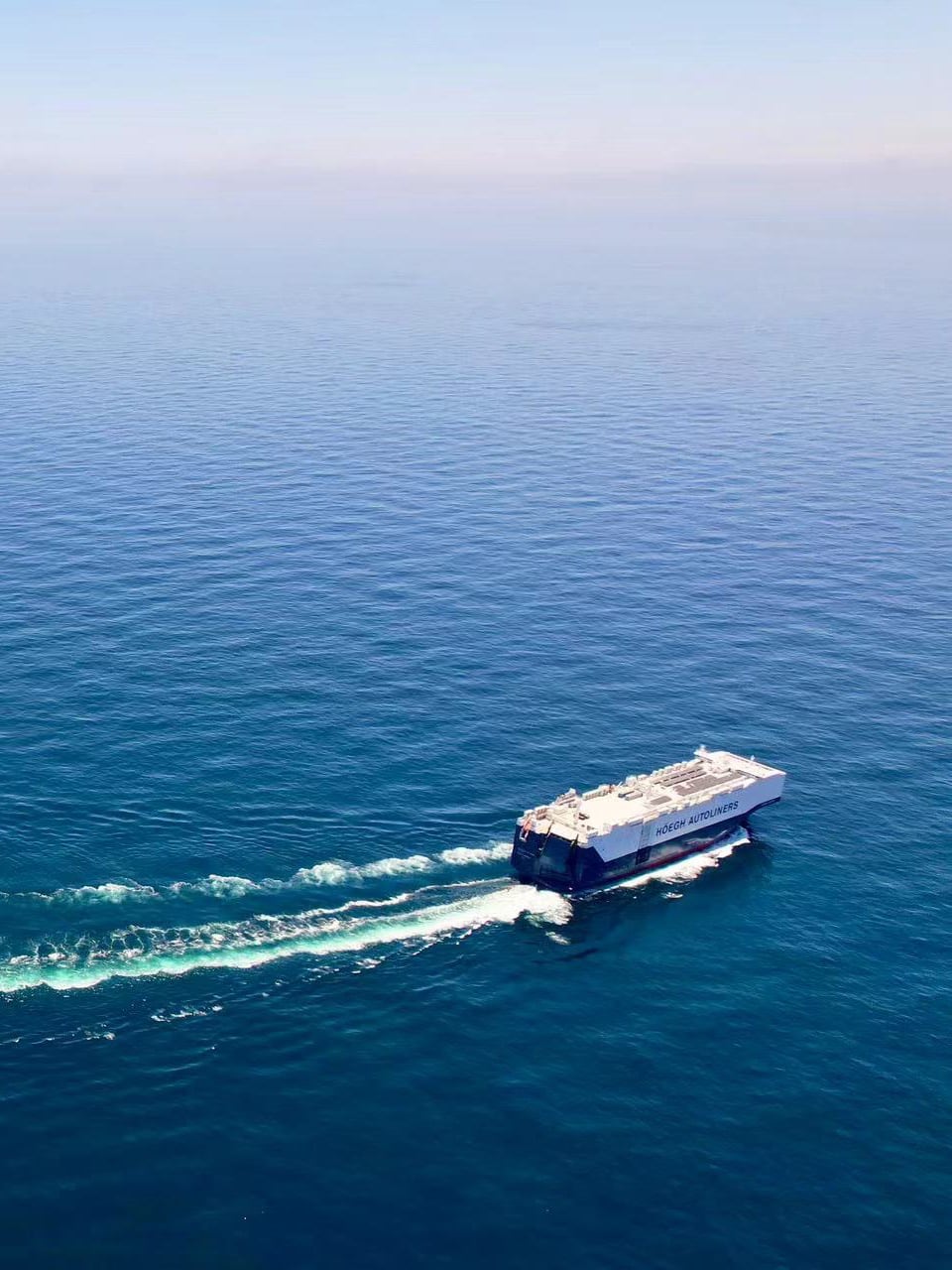 Grandi Navi Veloci - La Suprema